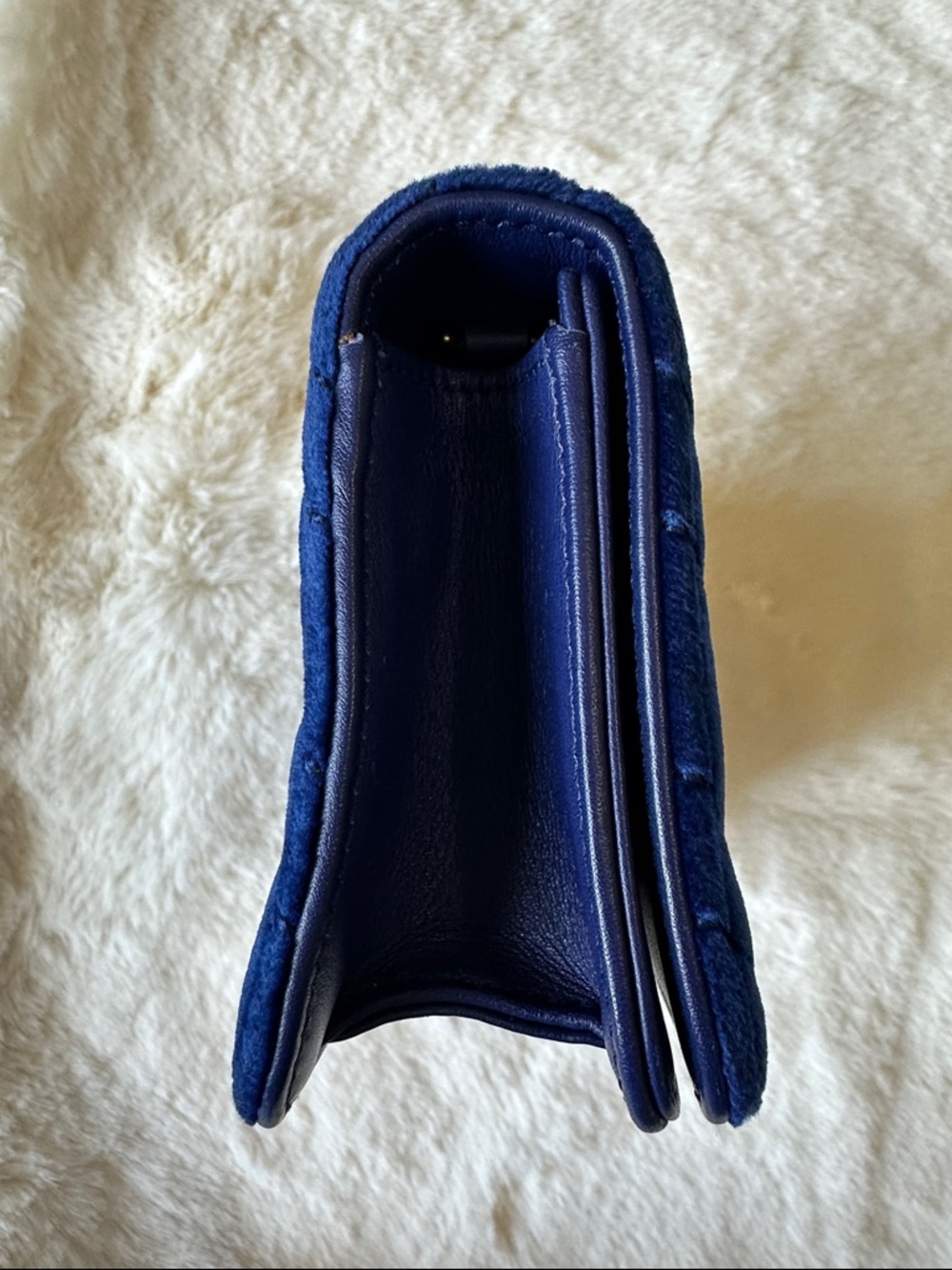 Gucci Double G Marmont Mini Bag in Blue Suede - Picture 3 of 11